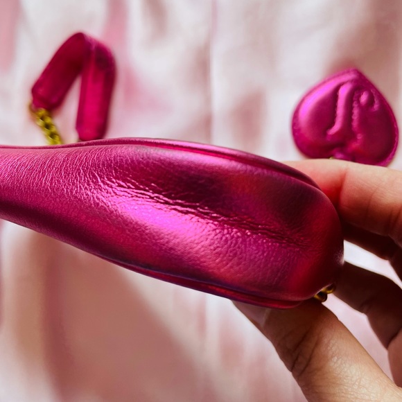 Juicy Couture pink metallic leather wristlet Y2K - Picture 7 of 17